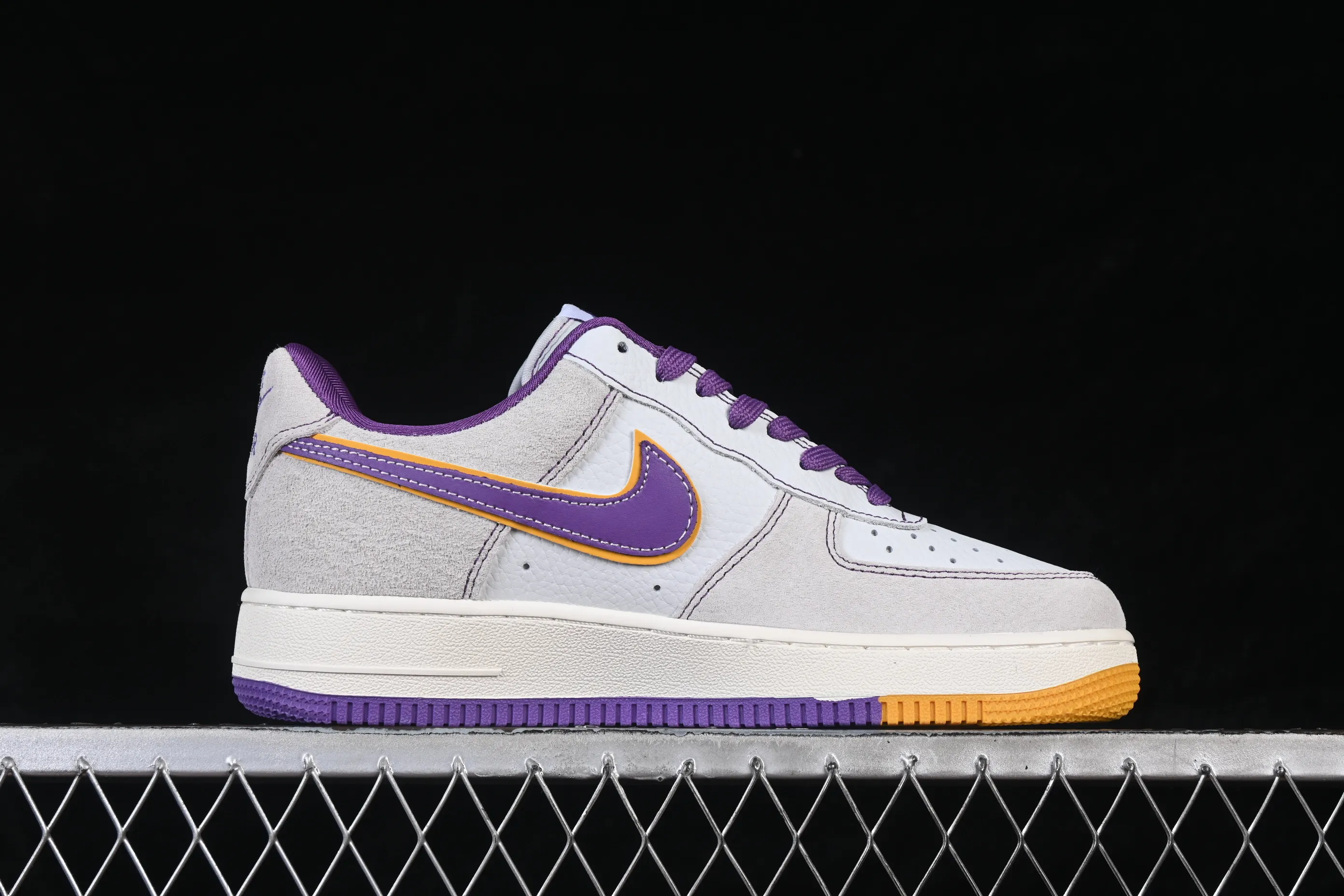 All categories Nk Air Force 1 Air Force series Nk Air Force 1 Low Air Force low top Nike Air Force 1'07 Low NBA joint Purple Lakers Air Force 1 low top casual sneakers SS1979-004